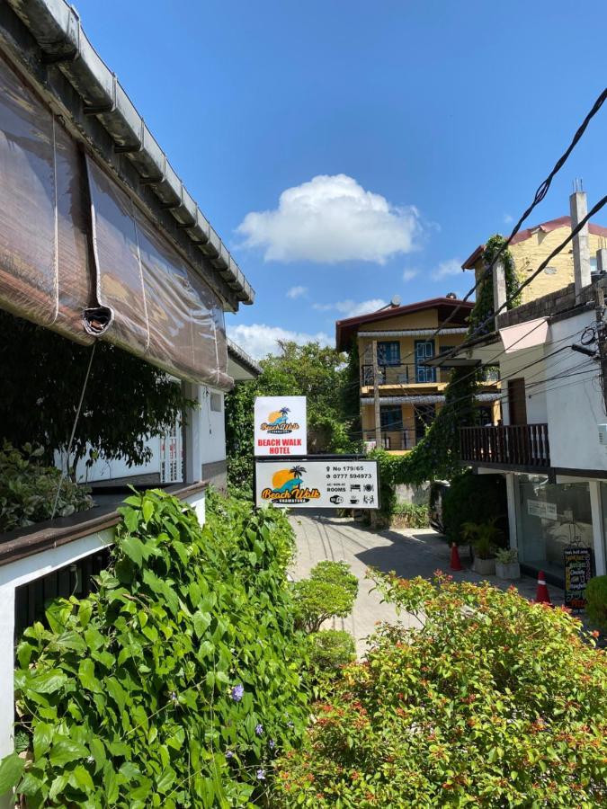Walk Hotel Unawatuna